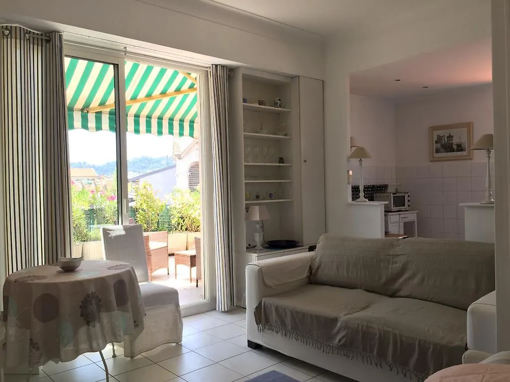 Studio Terrasse Victor Hugo Hotel Nizza 0*,  Francia